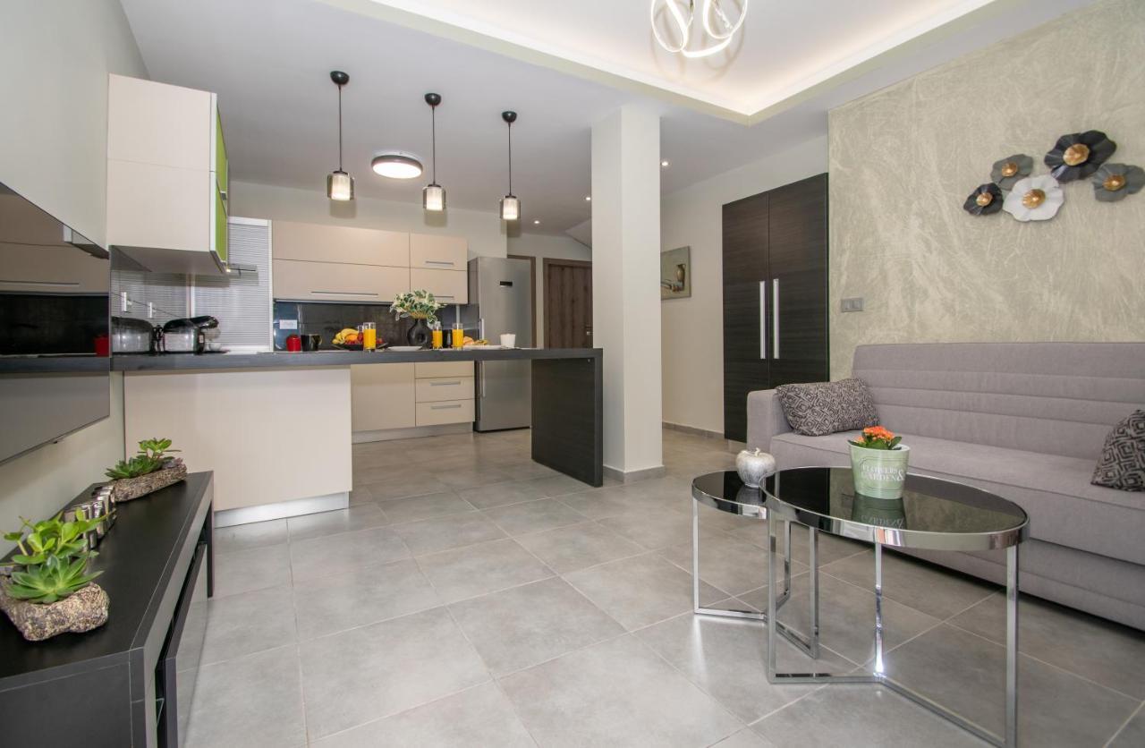 Hypatia Suites Kota Zakynthos Bagian luar foto